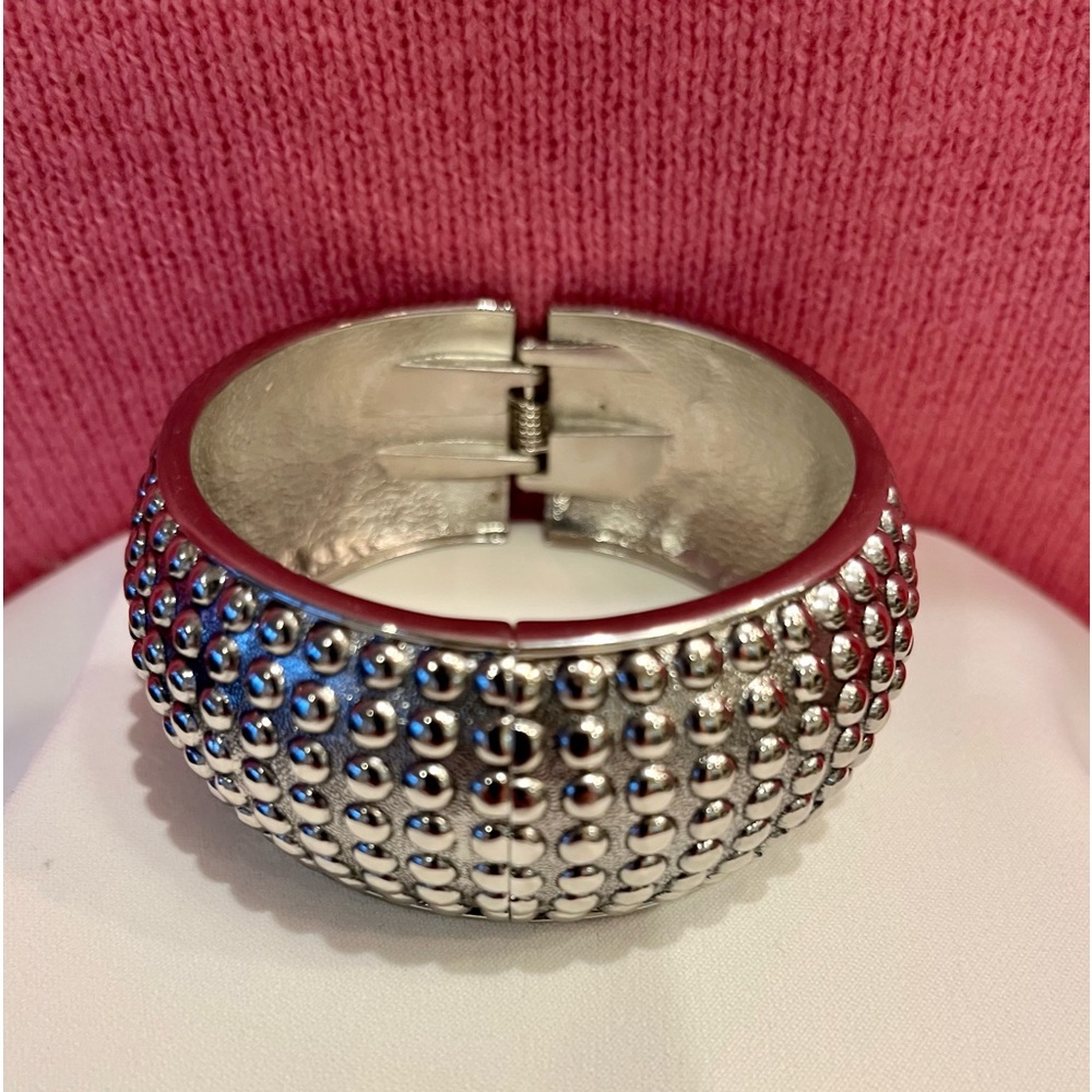 Vintage Silver Plate Bangle Bracelet - Picture 6 of 16